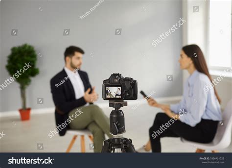 Interview Show 的图像结果