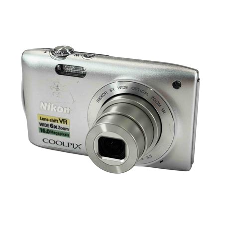 Nikon COOLPIX S3300 16MP 2.7-inch LCD Compact Digital Camera