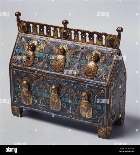 Arqueta de Limoges, siglo XIII, 20 x 21 x 7,7 cm. Museu d'Història de ...