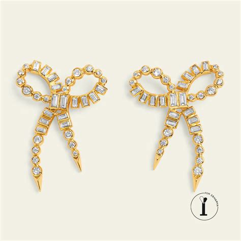 Bow Spiked Studs