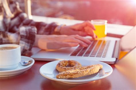 Coffee and Computer 的图像结果