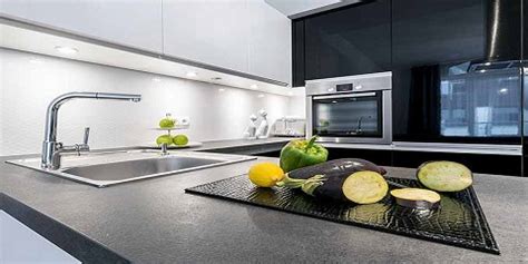 Kitchen Cleaning Service Experts at home