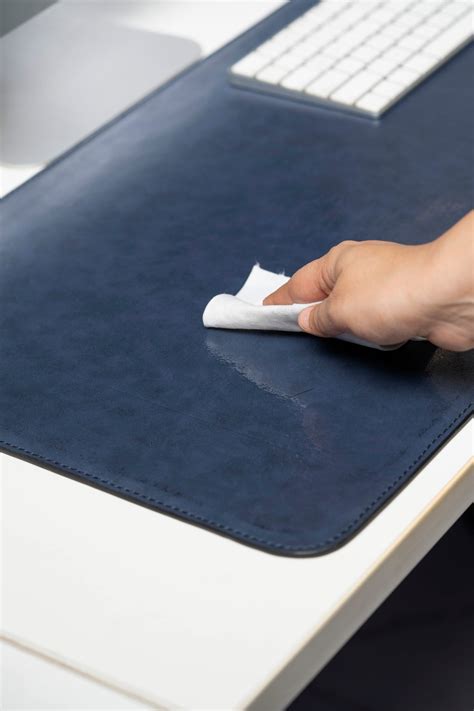 The Tech Mat: Blue – TANN TRIM