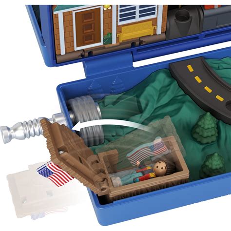 Stranger Things Polly Pocket Compact Playset