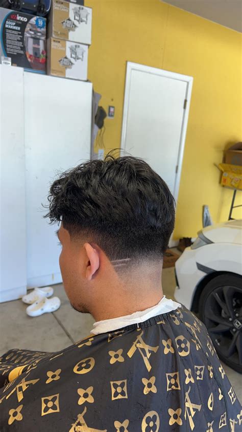 Clean taper ?😅 : r/Barber