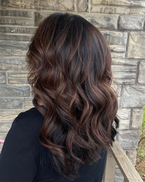 34 Chestnut Brown Hair Color Ideas for Rich & Warm Elegance