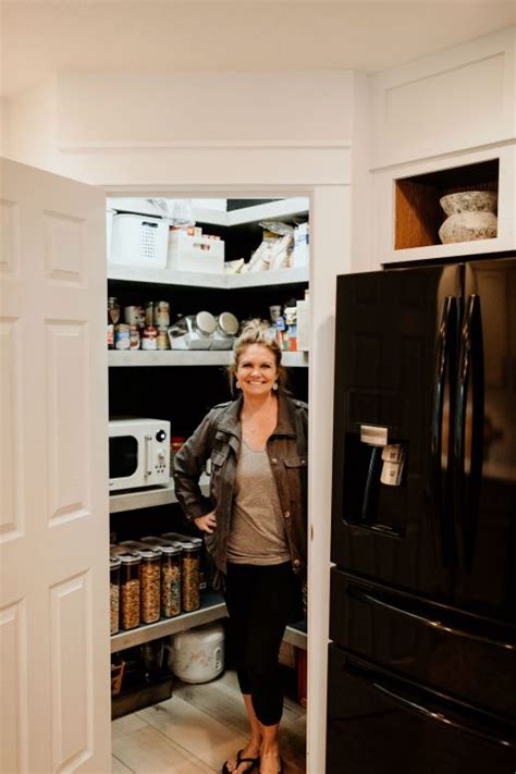 Easy DIY Kitchen Updates 的图像结果