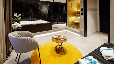 The Deluxe Suite offers a breathtaking view of the Duomo