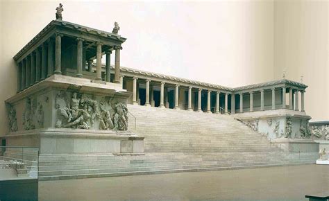 Greek Hellenistic Art: Pergamon Altar - Exploring Art with Alessandro