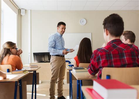 How Much High School Teachers Earn in Every State ...