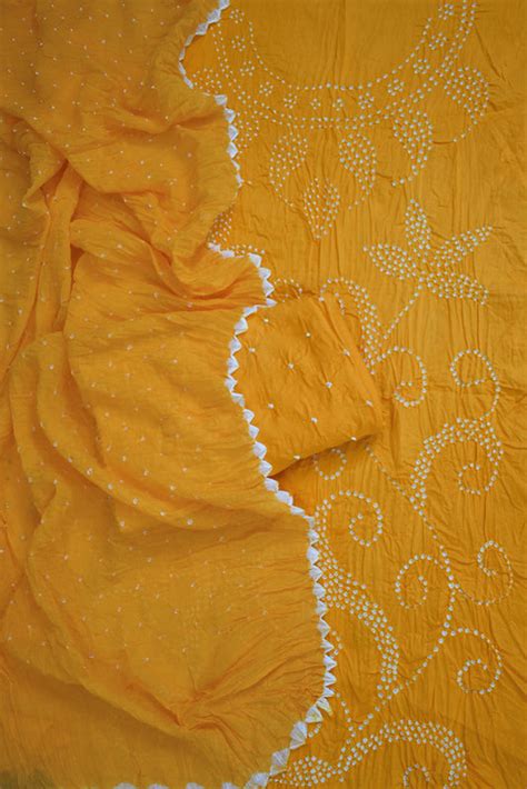 Bandhani Suits – India1001.com