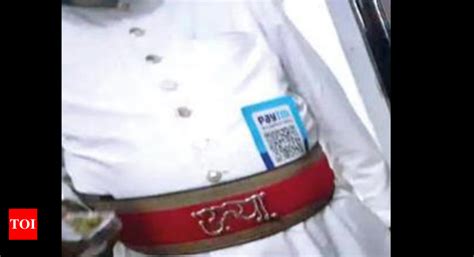 Allahabad HC bundle-lifter uses QR code to collect 'bakhshish ...