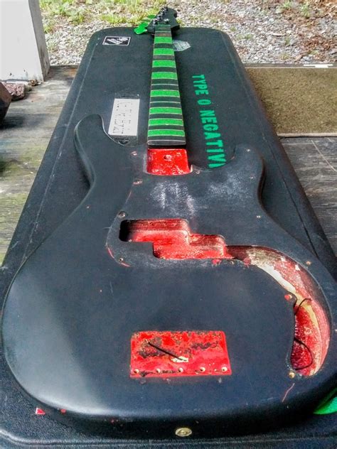 Reuniting 22 Years Later With My First Bass. Peavey & Peter Steele ...