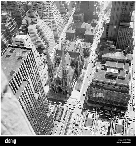 New york aerial 1950s hi-res stock photography and images - Alamy