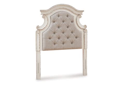 Realyn Twin Upholstered Panel Headboard