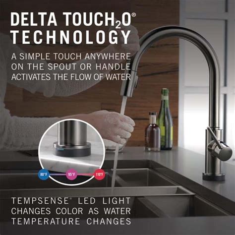Trinsic Single Handle Pull-Down Kitchen Faucet | Delta Kitchen Faucets ...