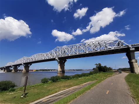 HistoricBridges.org - Huey P. Long Bridge Photo Gallery