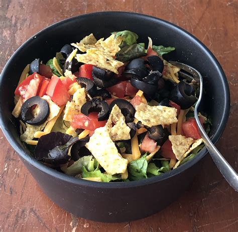 Our Favorite build your own Taco Salad – Romance the Recipe