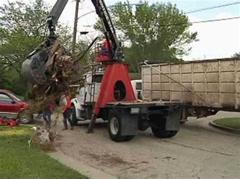 Dallas: Yes, We're Still Behind on Bulk Trash - NBC 5 Dallas-Fort Worth