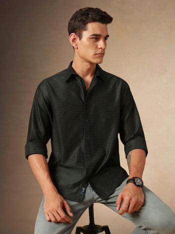 Men's Dark Grey Textured Spread Collar Full Sleeves Casual Shirt ...