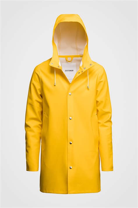 Stockholm Raincoat Yellow | STUTTERHEIM FR
