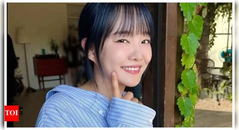 Younha Marries Science YouTuber Science Cookie in Intimate Ceremony ...