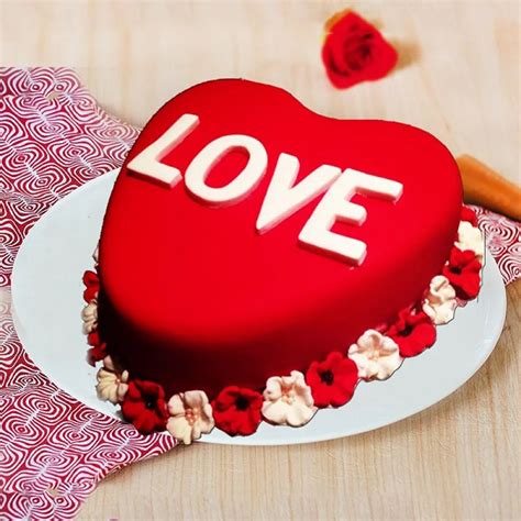 Order Love Cake online | Get same day delivery PAN India in 3 hours