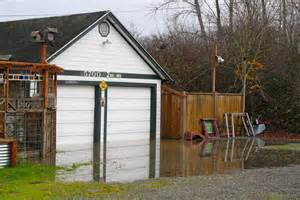 Longtime Ferndale homeowners prepare for repeat flooding | Tacoma News ...