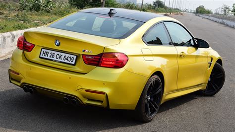 BMW M4 Coupe 2015 STD Exterior Car Photos - Overdrive