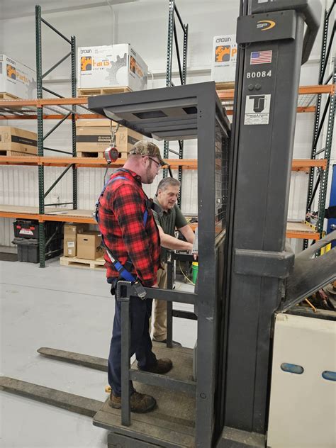 #forkliftsafety #safetyfirst #workplacesafety #staysafe # ...