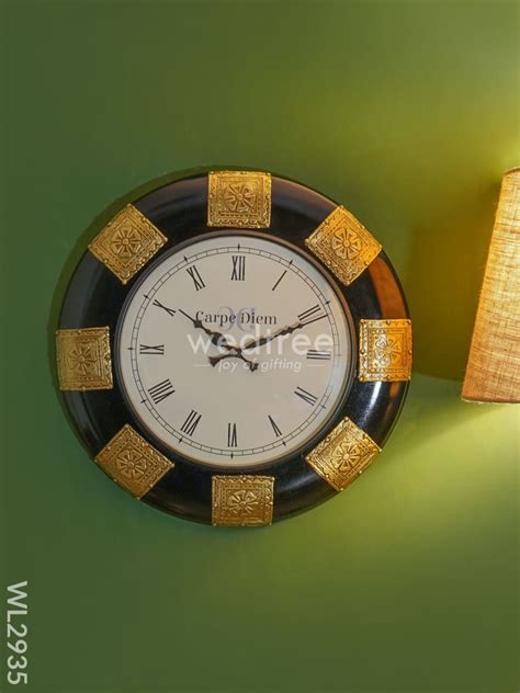Wall Clock Polished Brass in Black Base - 18 inch - WL2935 – Wedtree