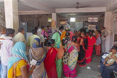 UP: Suspected Heat Wave Deaths Spread Chaos, Helplessness in Gorakhpur ...