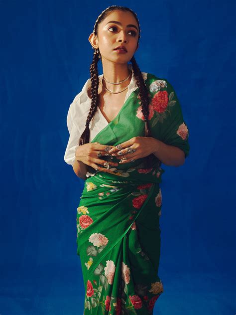 Emerald green floral saree set – thesilkstory