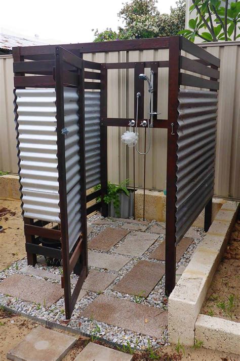 17 Breathtaking Outdoor Shower Ideas For Your Backyard - Archute