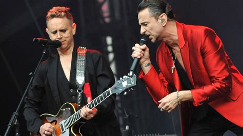 Depeche Mode a San Siro: le note di Memento Mori accendono lo stadio ...