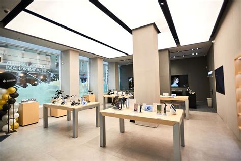 DJI | Hasselblad Concept Store Opens in Birmingham