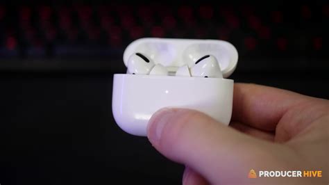AirPods Or AirPods Pro Sound Muffled? (2 Easy Fixes)