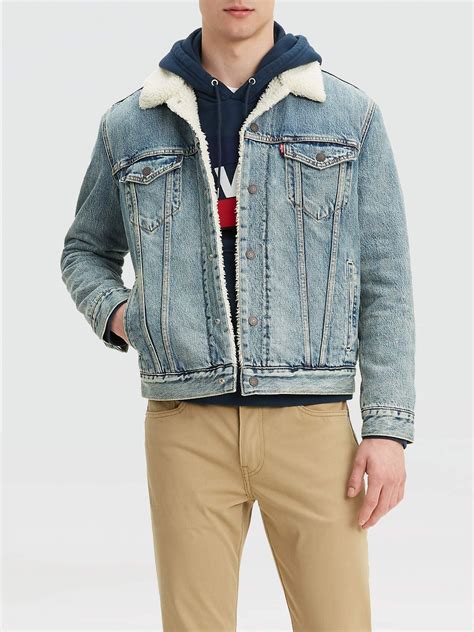 Levi's Men's Type 3 Sherpa Trucker Denim Jacket - Walmart.com