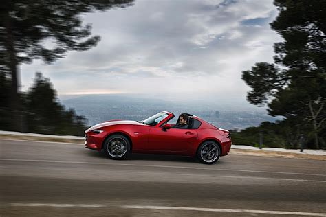 Mazda MX-5 Miata RF Specs, Performance & Photos - autoevolution
