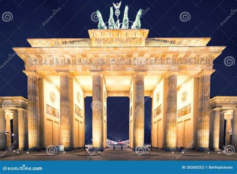Brandenburger Tor (Brandenburg Gate) Panorama, Famous Landmark in ...