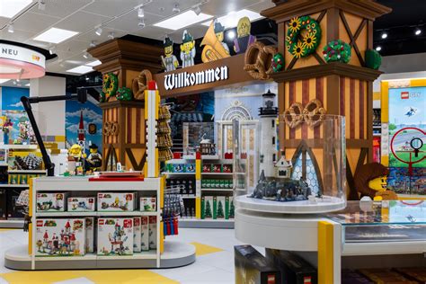 LEGO Flagship Store München eröffnet am 29.09.2022 - Update - Brickzeit