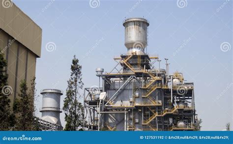 Factory Outside View 的图像结果