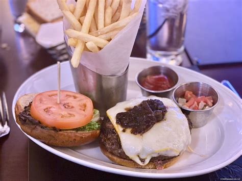 On the Burger Trail: Milwaukee's best burgers