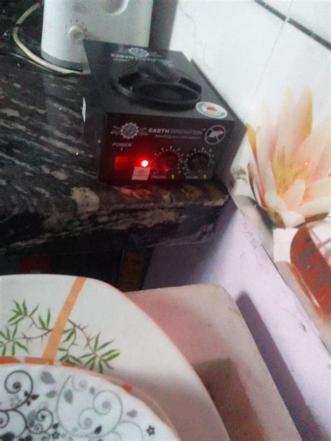 STRONG WAVE Ultrasound Rat and Rodent Pest Repellent Get Rid of Rat ...