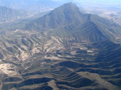 La Sierra Madre Oriental se formó en al menos tres episodios mayores de ...