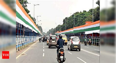 Kolkata police take guard ahead of Independence Day event | Kolkata ...