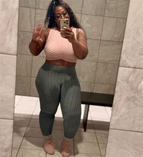 The real Chelesosothickwitit | Summer body 💪🏾 #gymselfie #gymlife | Instagram