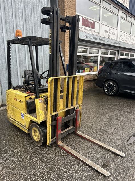 Hyster Electric Forklift Truck w/ ChargerModel: A1.25XLSerial No ...