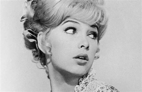 Stella Stevens Kabel Hogue 636 Stella Stevens Photos Stock Photos,