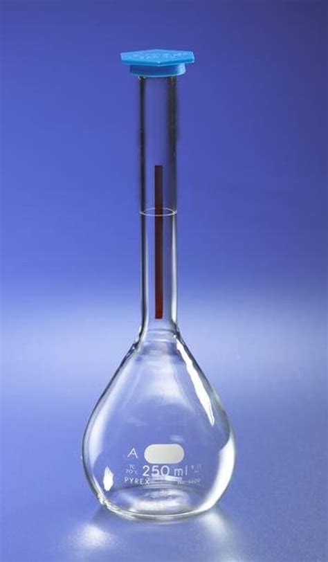Corning 5600-100 PYREX® 100mL Class A Lifetime Red Volumetric Flask ...